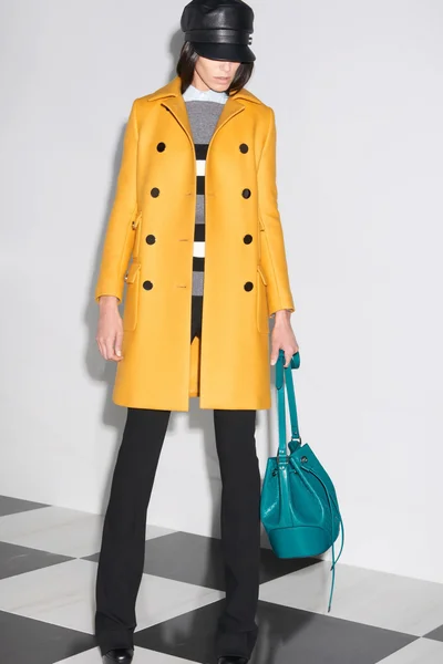 Look 17